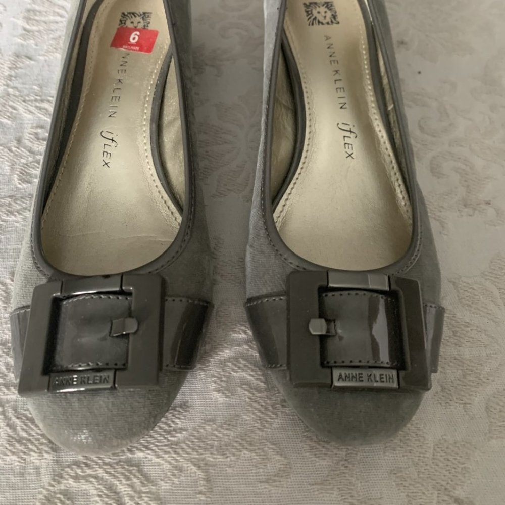 Anne Klein Leather shoes  NWT